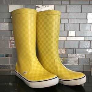 Yellow Checkered VANS rain boots 👢 🏁